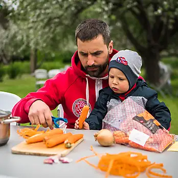 Aizvadīts "Ģimenes ēst gatavošanas pasākums ar McZelmiņu un Mariju"